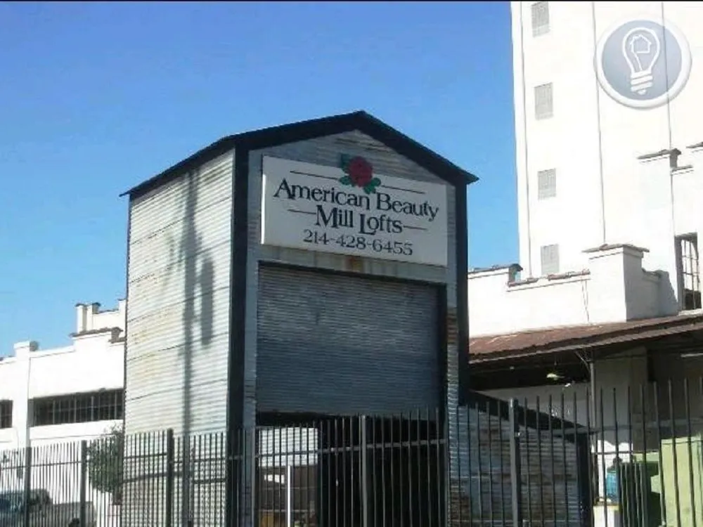 2400 S Ervay St Dallas, TX 75215