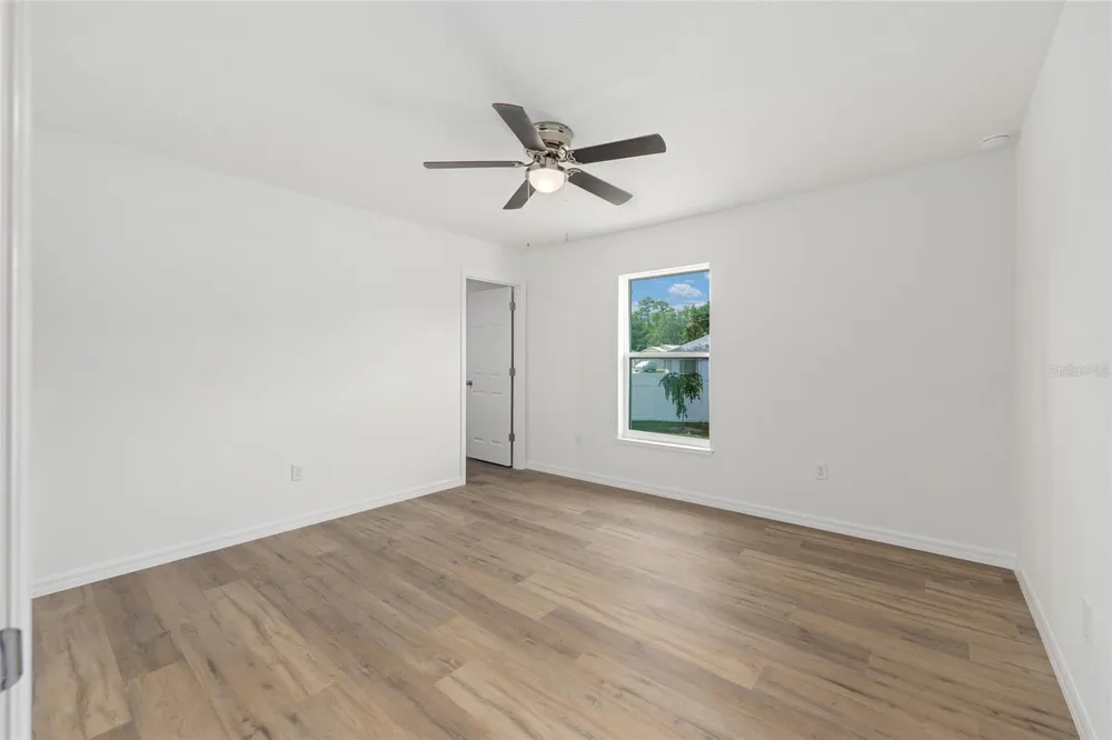 13031 NE 7TH LOOP Silver Springs, FL 34488