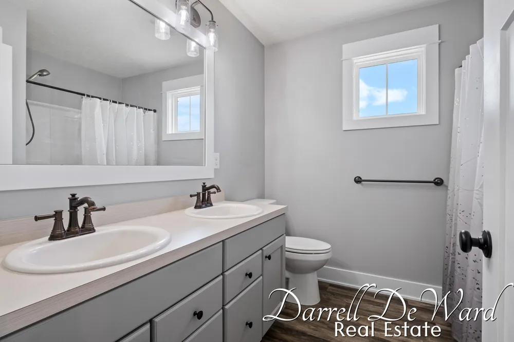 3940 Egypt Valley Avenue NE Cannon Township, MI 49301