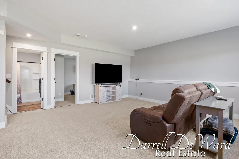 3940 Egypt Valley Avenue NE Cannon Township, MI 49301