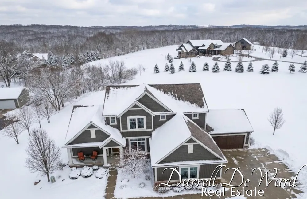 3940 Egypt Valley Avenue NE Cannon Township, MI 49301