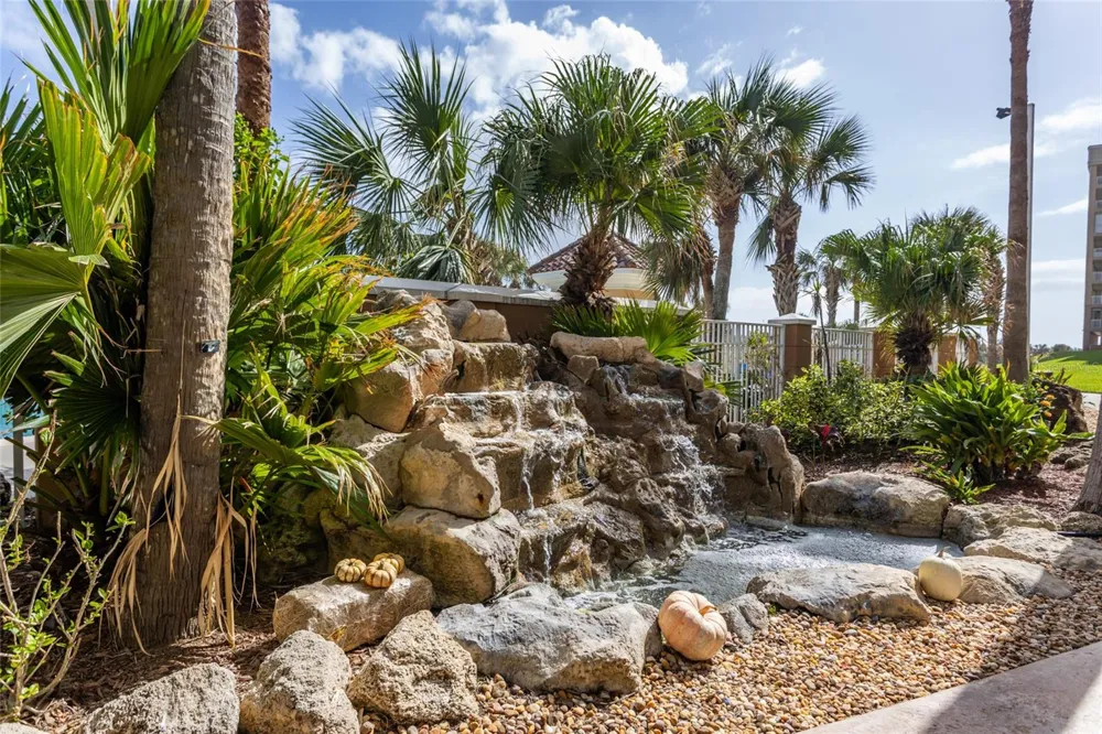 60 SURFVIEW DRIVE #804 Palm Coast, FL 32137