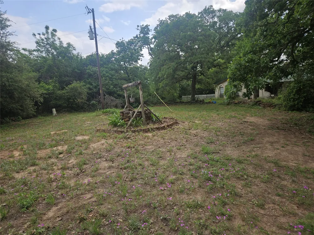 8912 C R 322 Milano, TX 76556