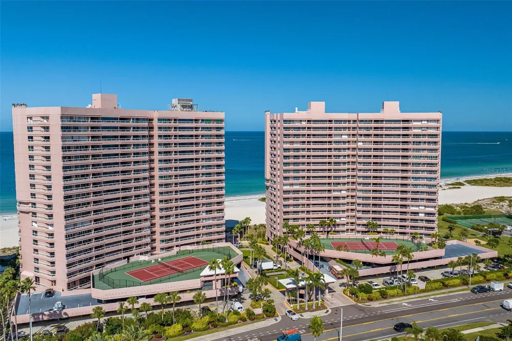 1310 GULF BOULEVARD #10D Clearwater Beach, FL 33767