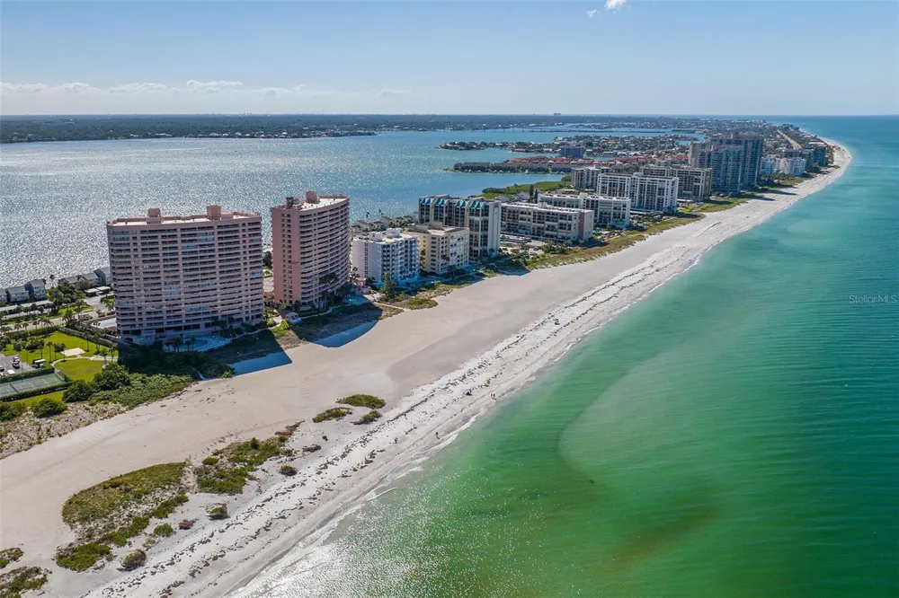 1310 GULF BOULEVARD #10D Clearwater Beach, FL 33767