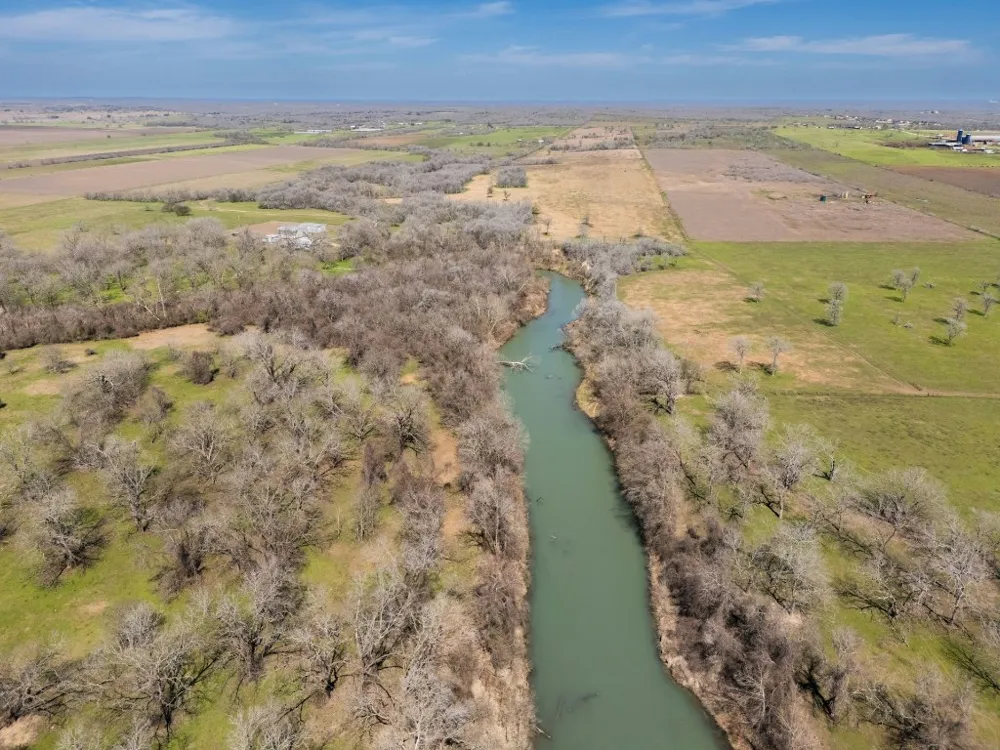 5201 US Highway 90A W Gonzales, TX 78629