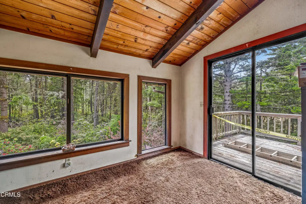 43150 Little Lake Road Mendocino, CA 95460