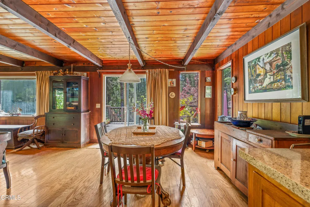 43150 Little Lake Road Mendocino, CA 95460