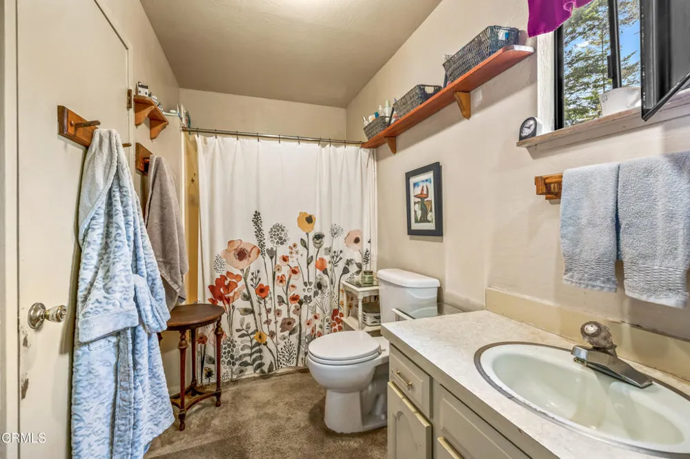 43150 Little Lake Road Mendocino, CA 95460