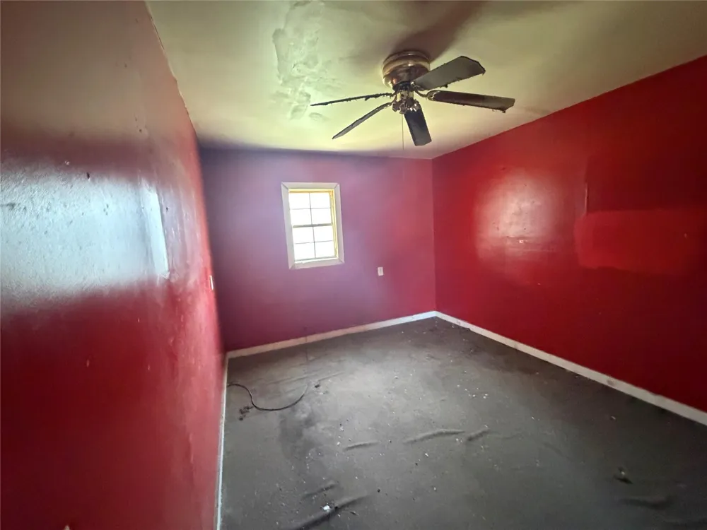 425 Dwight Street Pampa, TX 79065