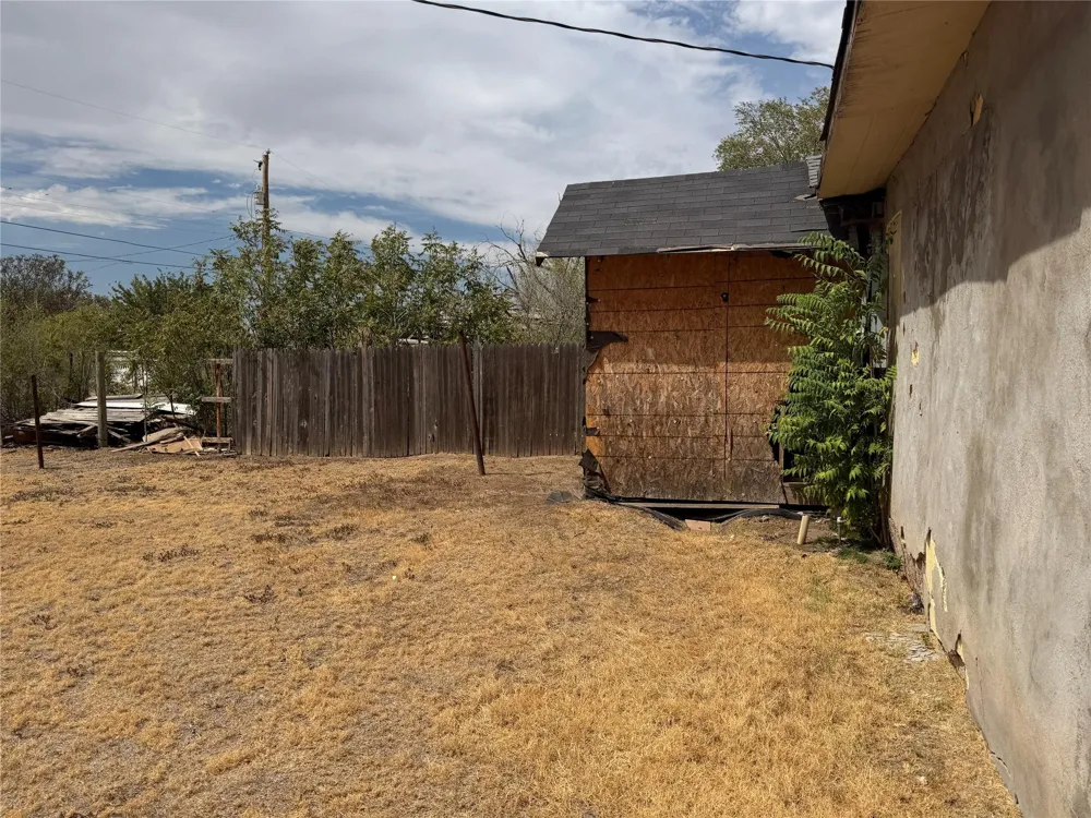 425 Dwight Street Pampa, TX 79065