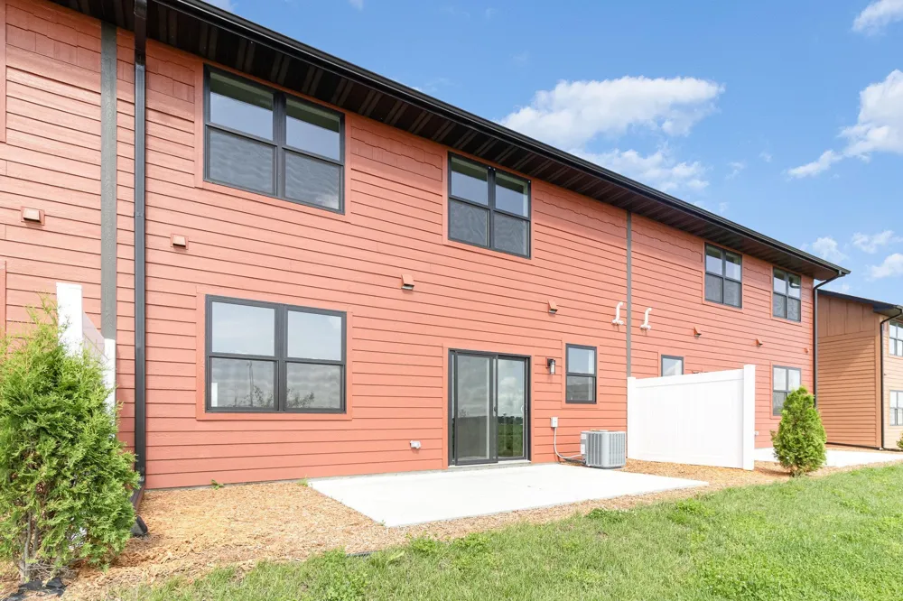 811 Viburnum Street Belle Plaine, MN 56011