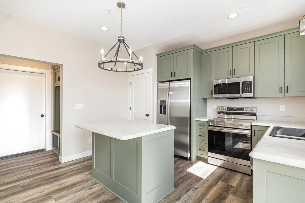811 Viburnum Street Belle Plaine, MN 56011