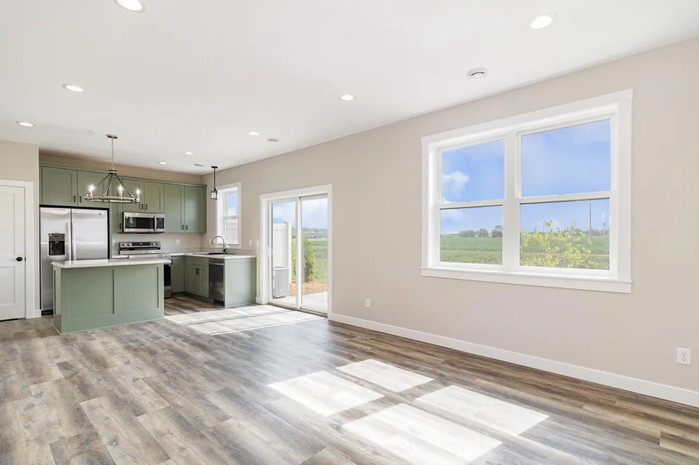 811 Viburnum Street Belle Plaine, MN 56011