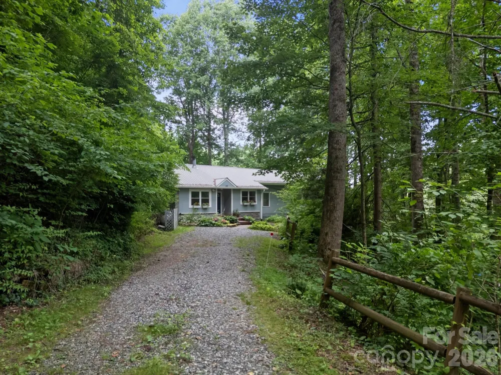 193 Timberside Drive Mars Hill, NC 28754