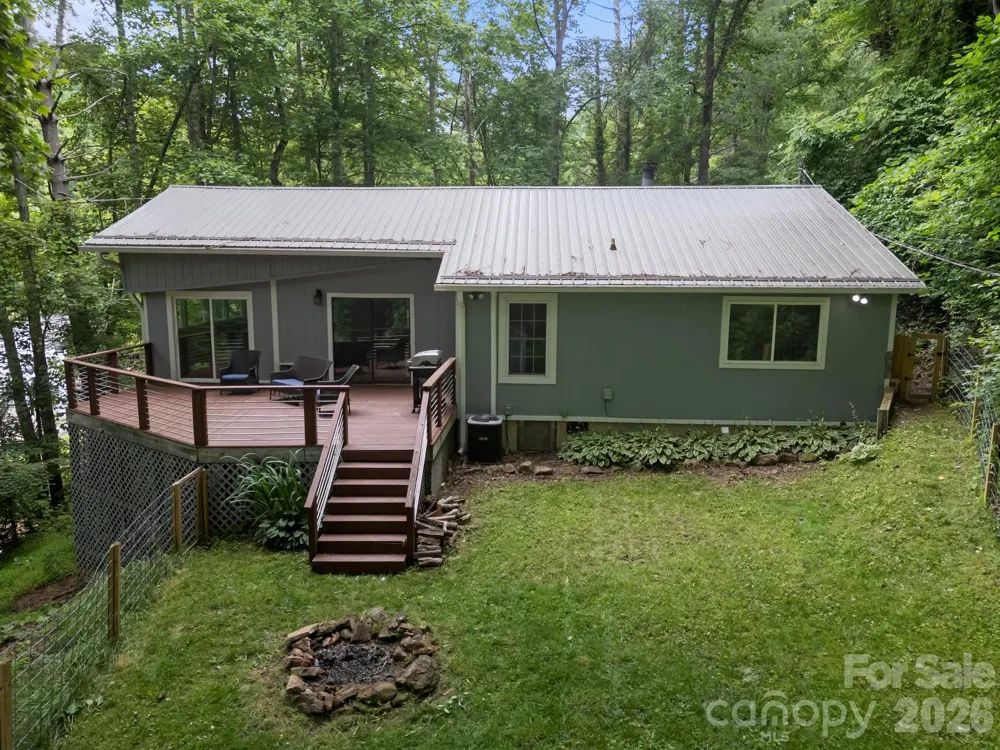 193 Timberside Drive Mars Hill, NC 28754