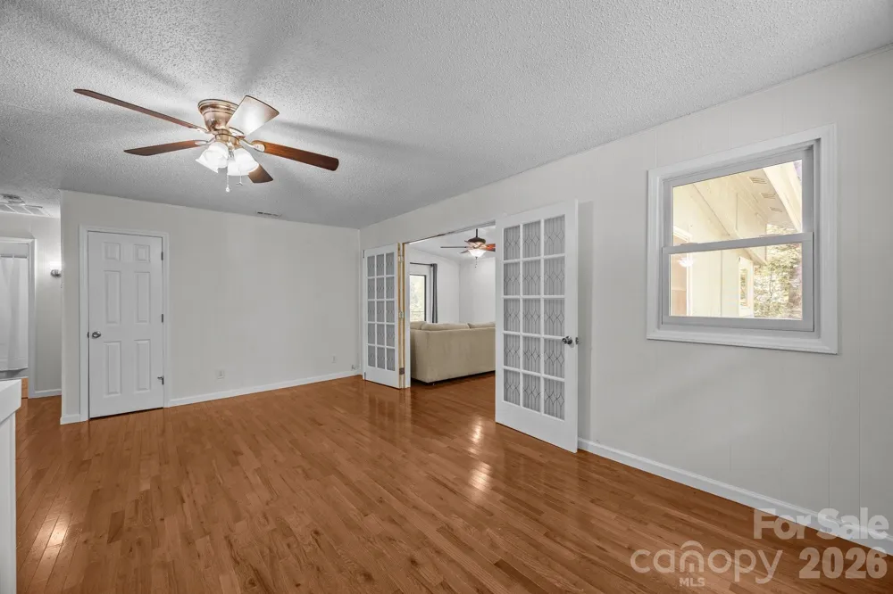 193 Timberside Drive Mars Hill, NC 28754