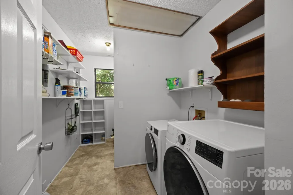 193 Timberside Drive Mars Hill, NC 28754