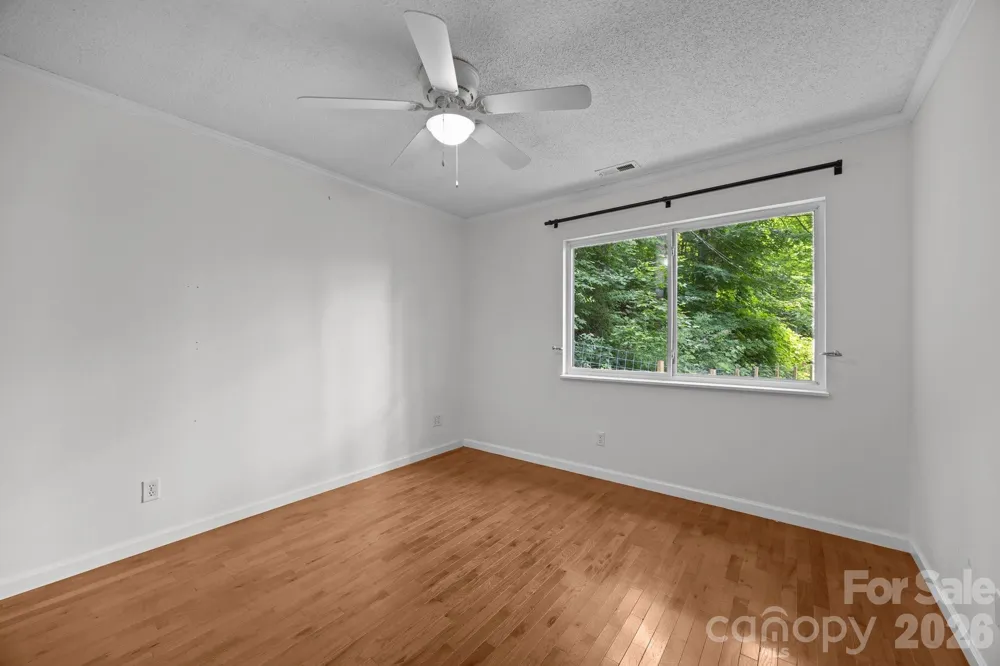 193 Timberside Drive Mars Hill, NC 28754