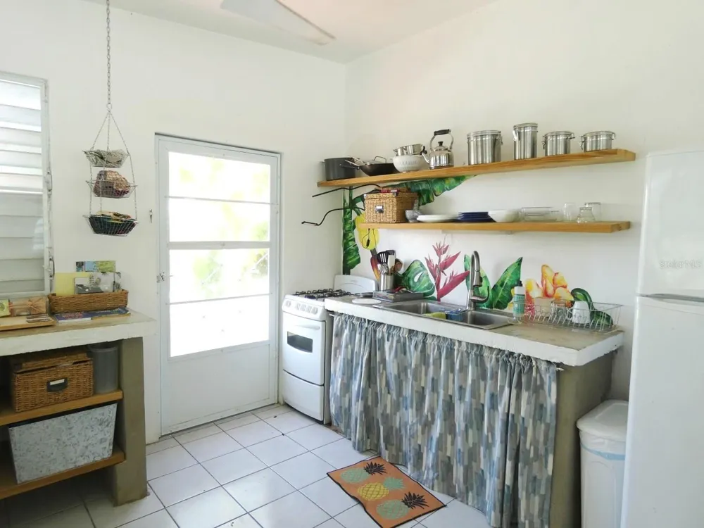 E115 CALLE M-GARCIA Vieques, PR 00765