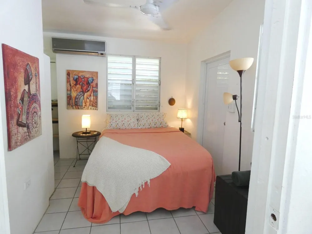 E115 CALLE M-GARCIA Vieques, PR 00765