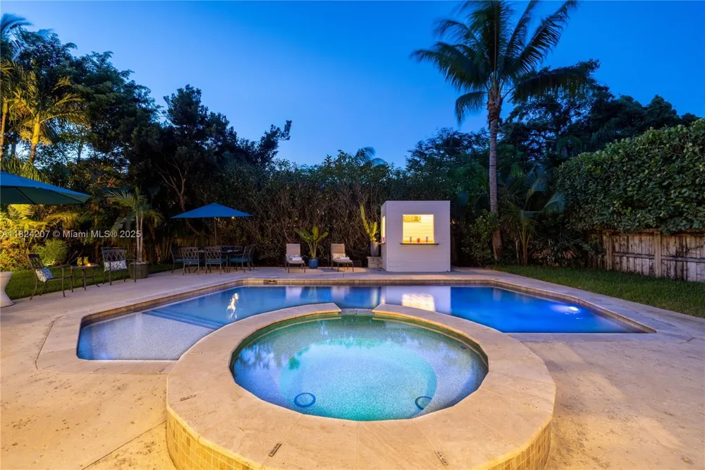 433 NE 91st St Miami Shores, FL 33138