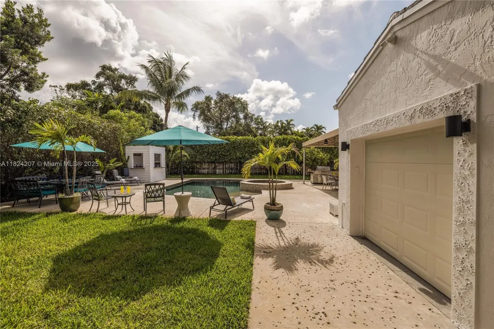 433 NE 91st St Miami Shores, FL 33138
