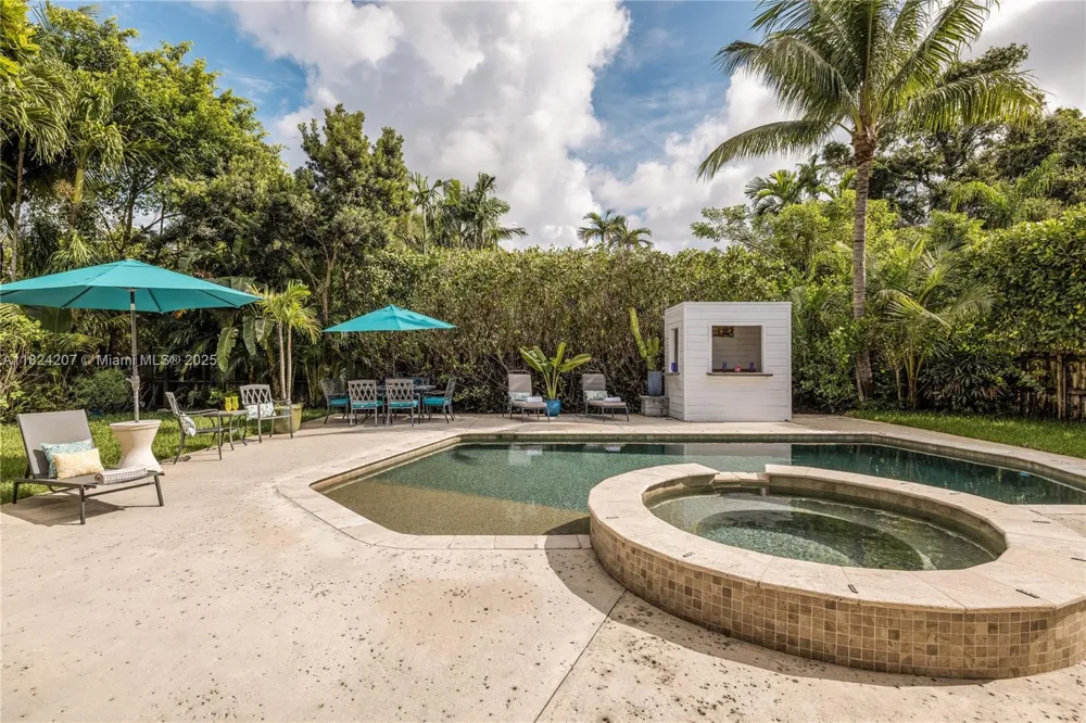 433 NE 91st St Miami Shores, FL 33138