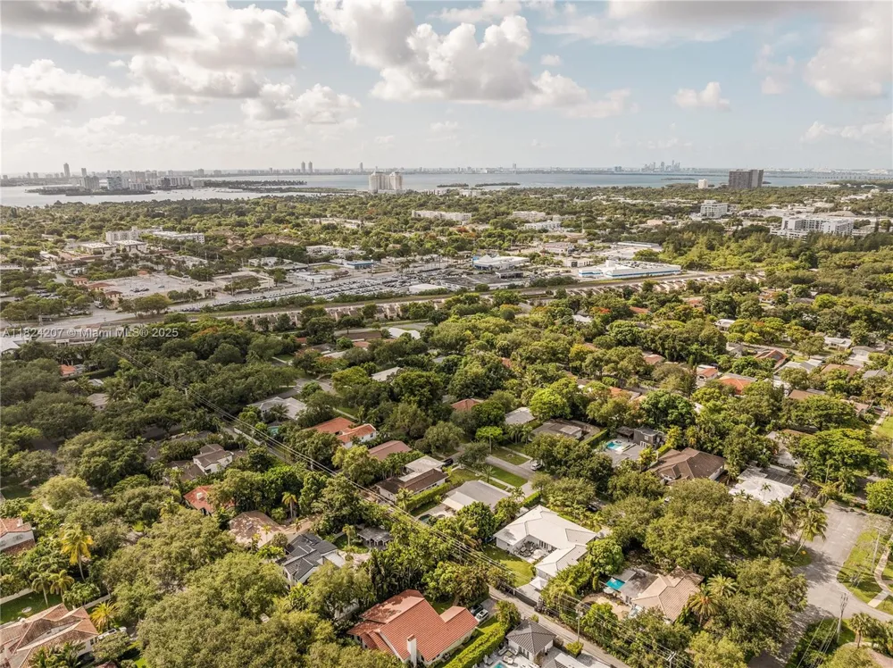433 NE 91st St Miami Shores, FL 33138