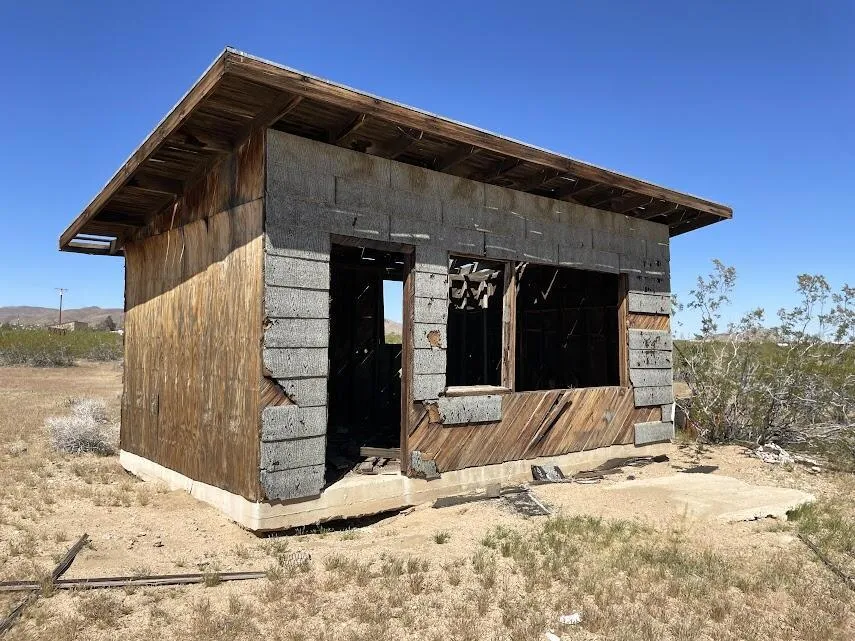 216 Jesse Road Landers, CA 92285