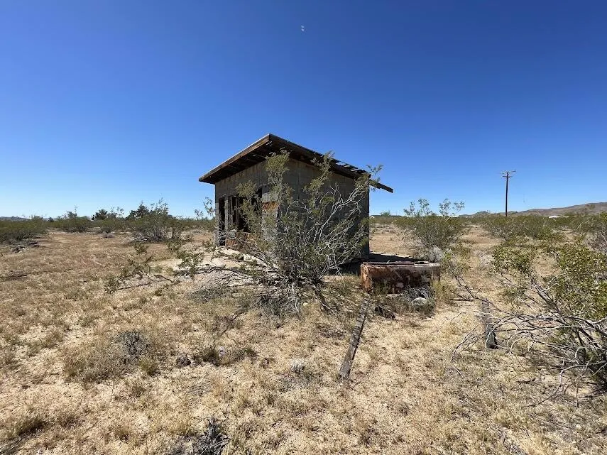 216 Jesse Road Landers, CA 92285