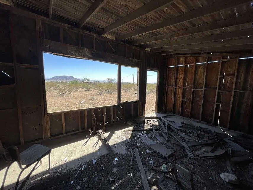 216 Jesse Road Landers, CA 92285