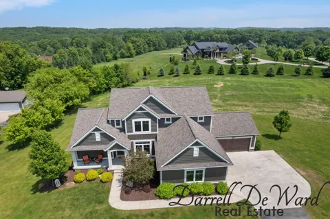 3940 Egypt Valley Avenue NE