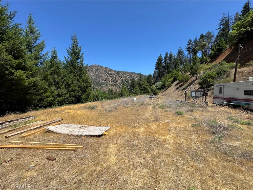 240 Rasmusen Lane Junction City, CA 96048