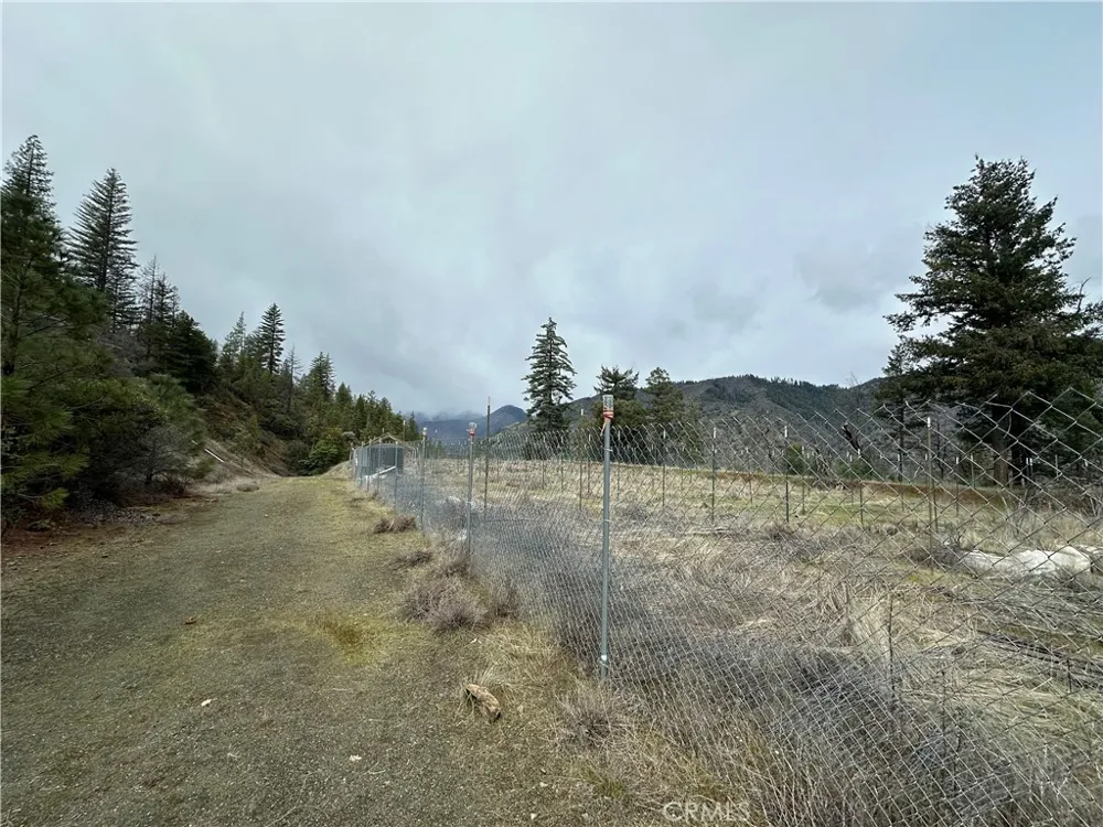 240 Rasmusen Lane Junction City, CA 96048