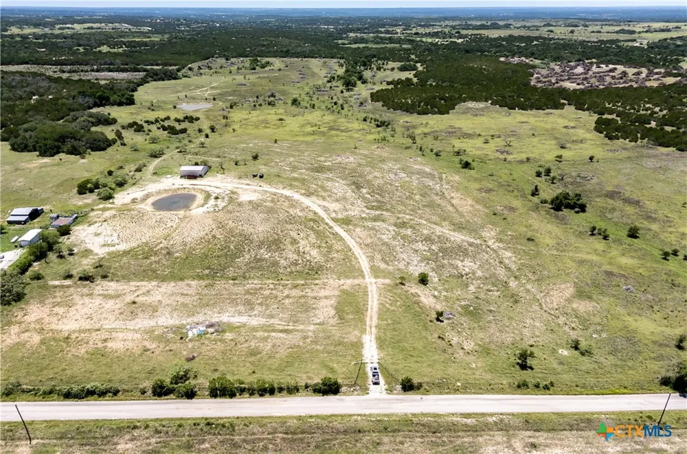 812 County Road 3295 Copperas Cove, TX 76522
