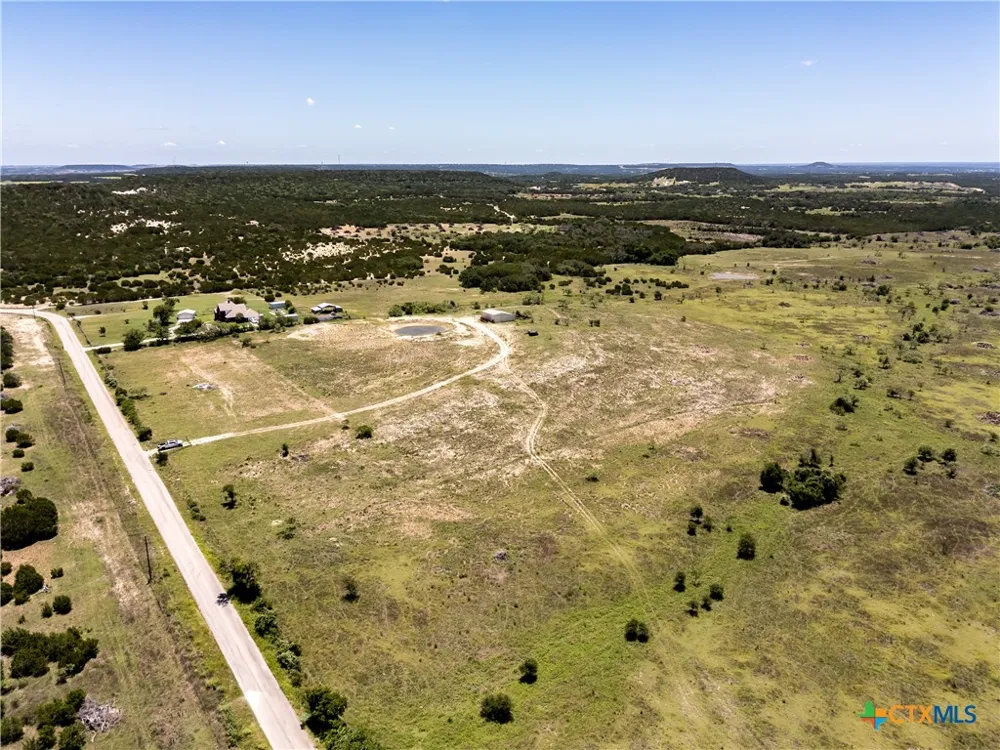 812 County Road 3295 Copperas Cove, TX 76522