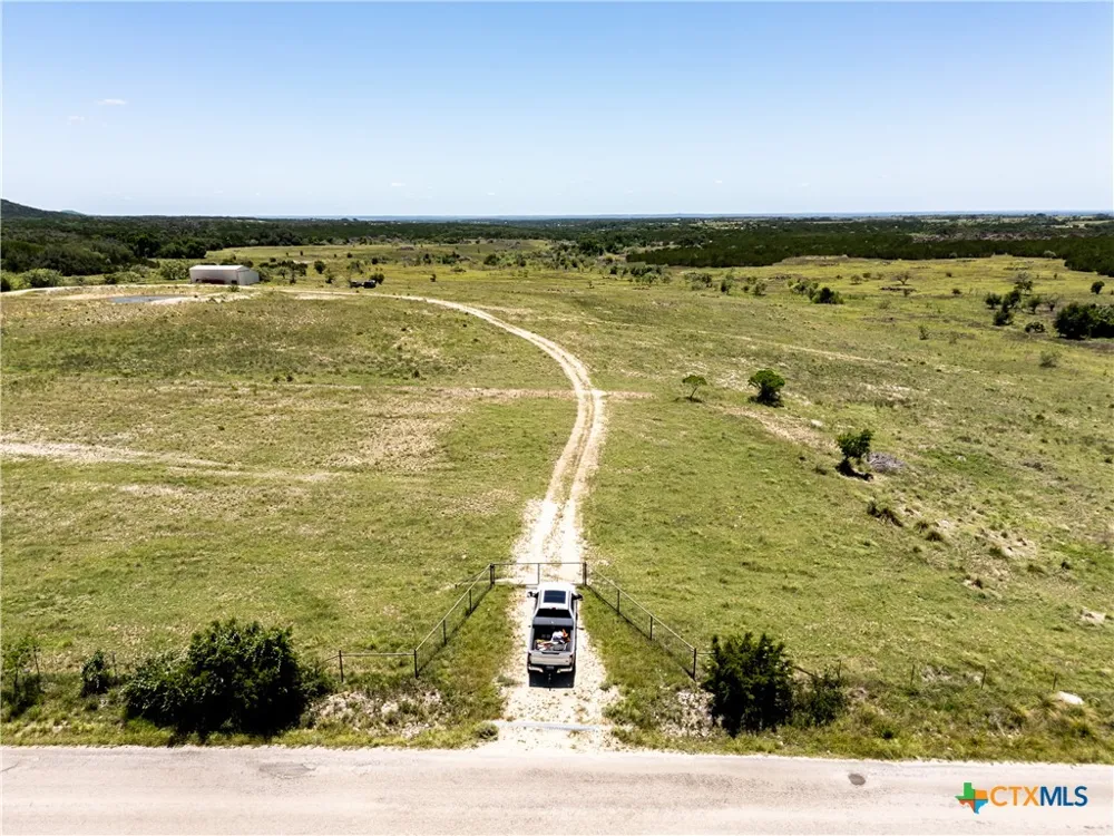 812 County Road 3295 Copperas Cove, TX 76522