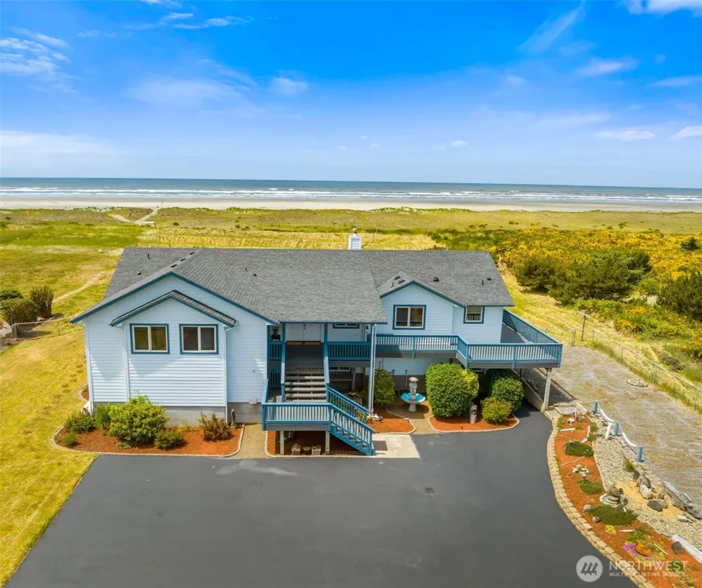 708 Sea Vista Lane Grayland, WA 98547