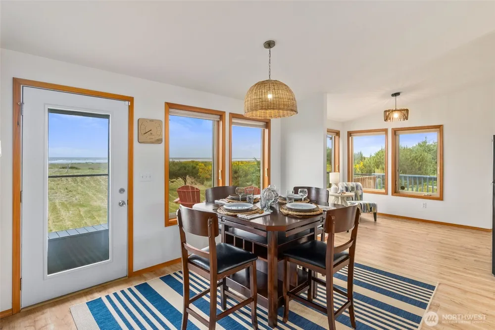 708 Sea Vista Lane Grayland, WA 98547