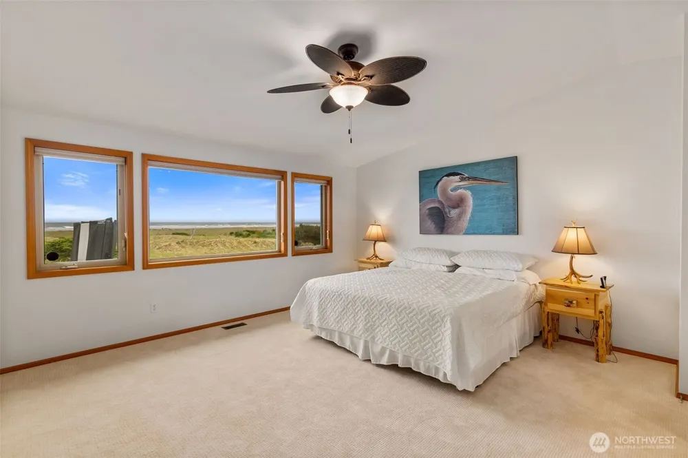 708 Sea Vista Lane Grayland, WA 98547