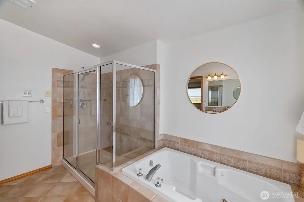 708 Sea Vista Lane Grayland, WA 98547