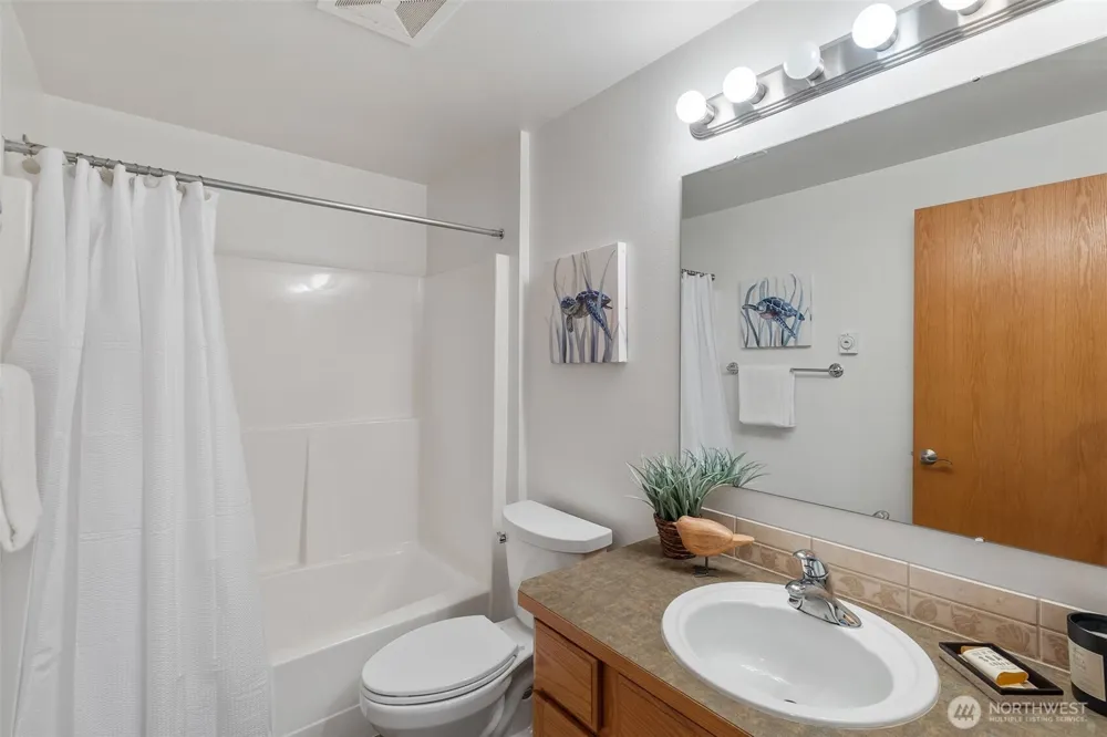 708 Sea Vista Lane Grayland, WA 98547