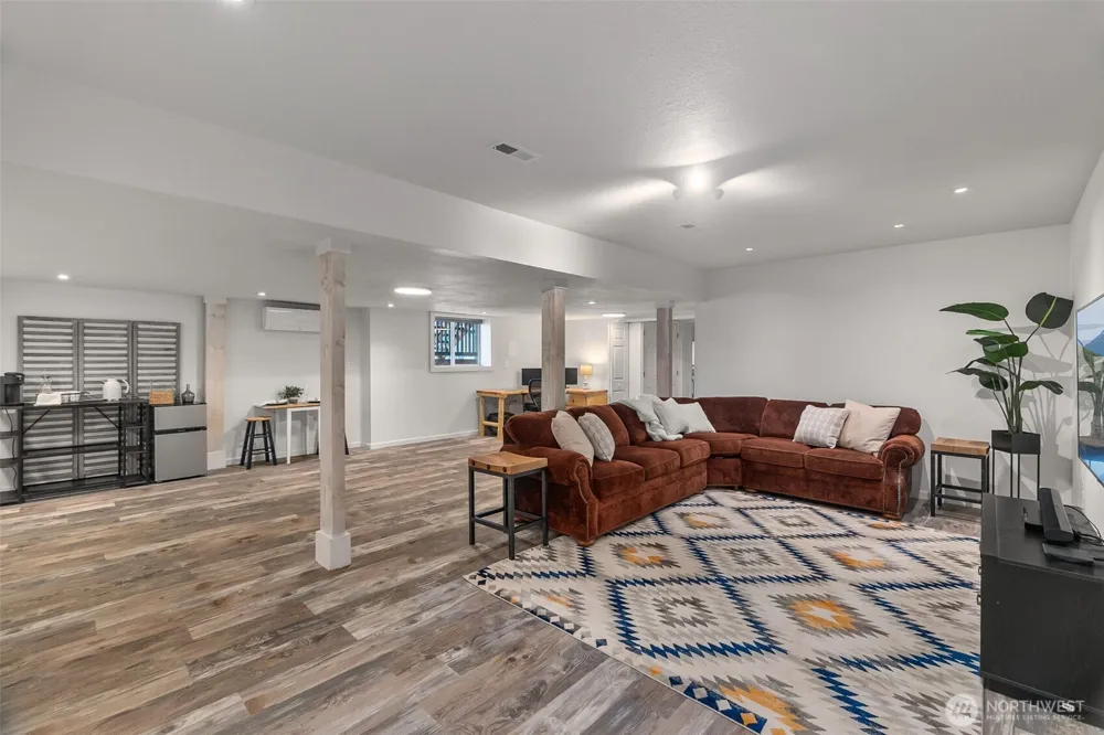 708 Sea Vista Lane Grayland, WA 98547