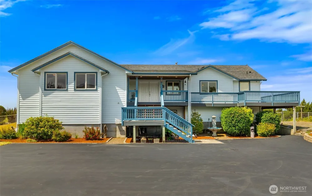 708 Sea Vista Lane Grayland, WA 98547
