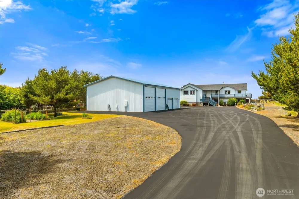 708 Sea Vista Lane Grayland, WA 98547