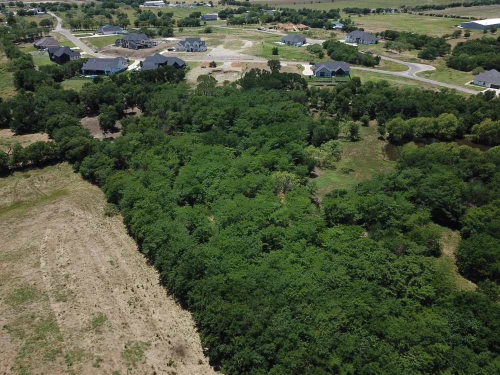 1925 Carter Lane Gunter, TX 75058