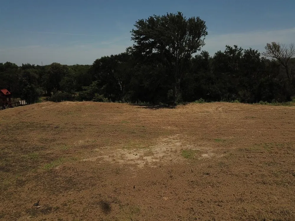 1925 Carter Lane Gunter, TX 75058