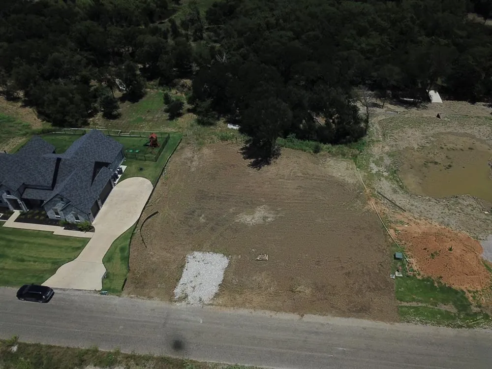 1925 Carter Lane Gunter, TX 75058