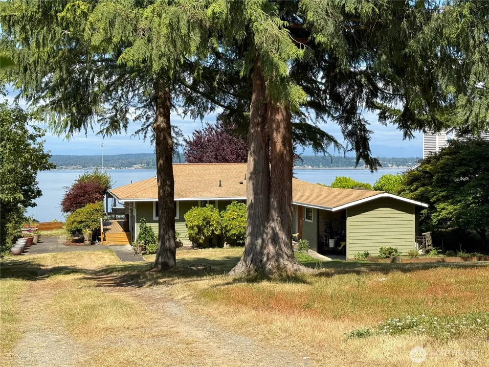 16 A Saratoga  (Including D-15) Drive Hat Island, WA 98206
